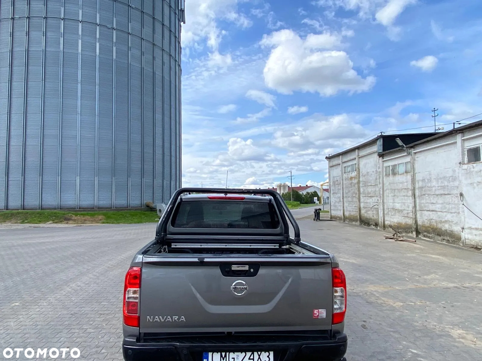 Nissan Navara - 4