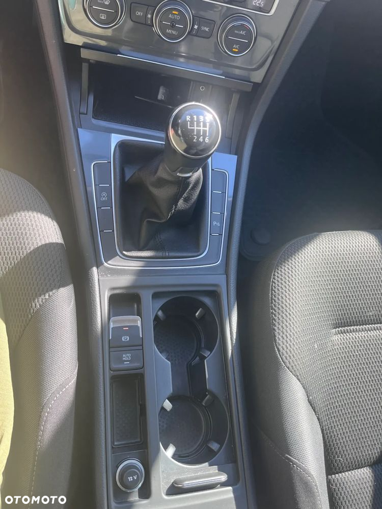 Volkswagen Golf VII 1.4 TSI BMT Comfortline - 6