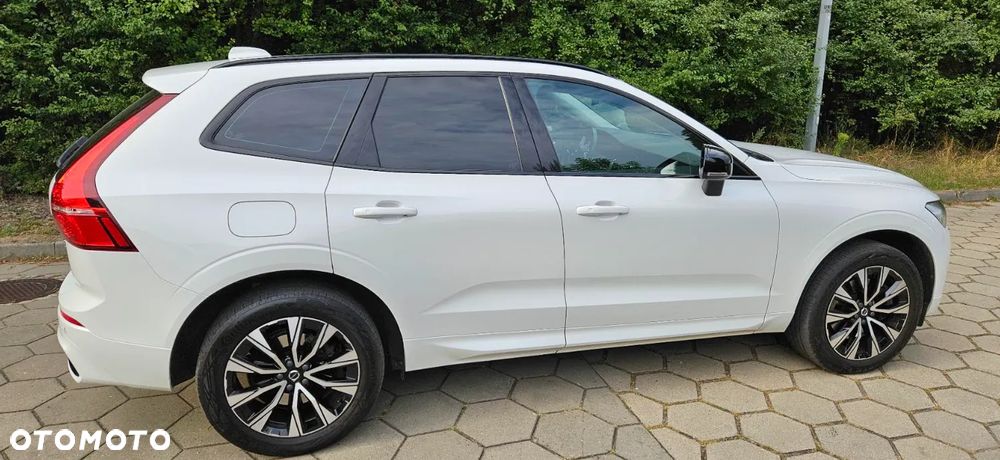 Volvo XC 60 B4 D AWD Plus Dark - 1