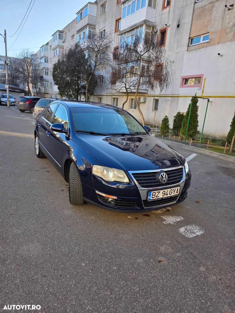 Volkswagen Passat 2.0TDI Comfortline DPF DSG - 25