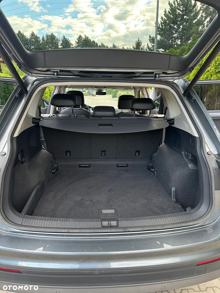 Volkswagen Tiguan Allspace 2.0 TDI SCR DSG Life - 12