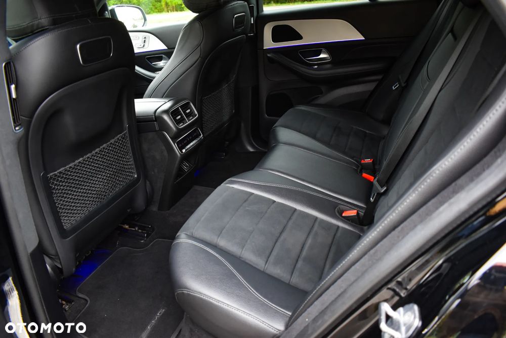 Mercedes-Benz GLE 350 d 4Matic 9G-TRONIC AMG Line - 13