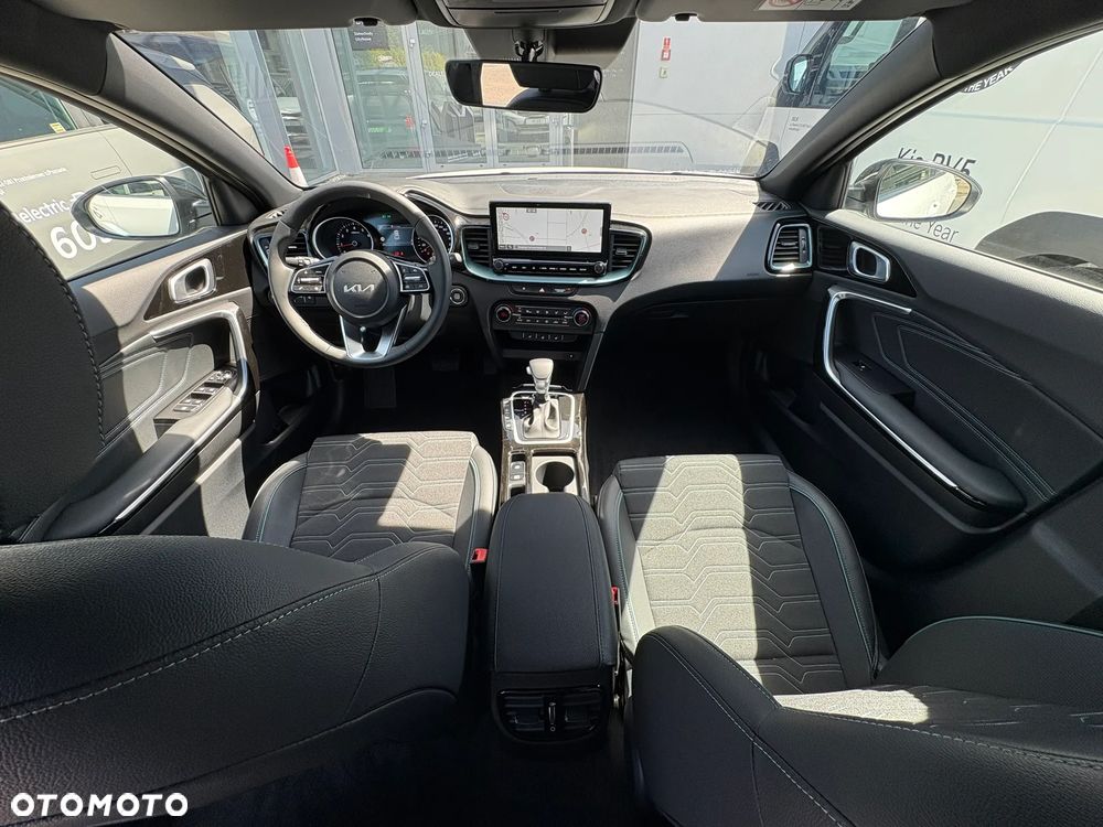 Kia XCeed 1.6 T-GDI Tribute DCT - 23