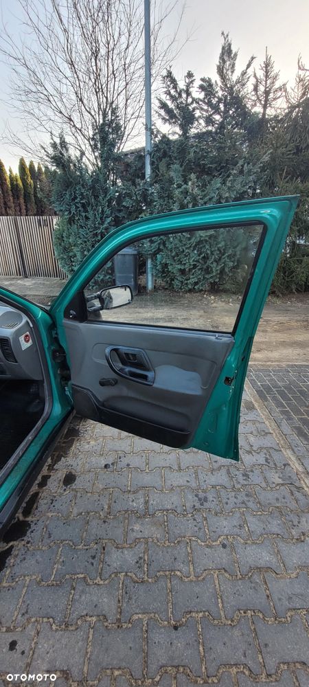 Volkswagen Caddy B Mixt - 14