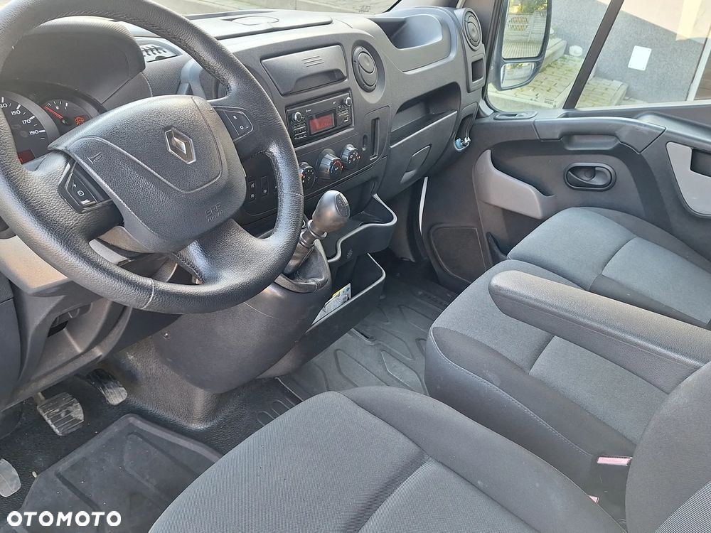 Renault Master - 18
