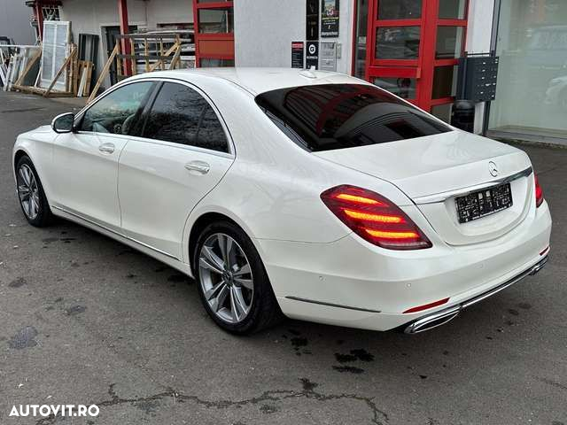 Mercedes-Benz S - 8