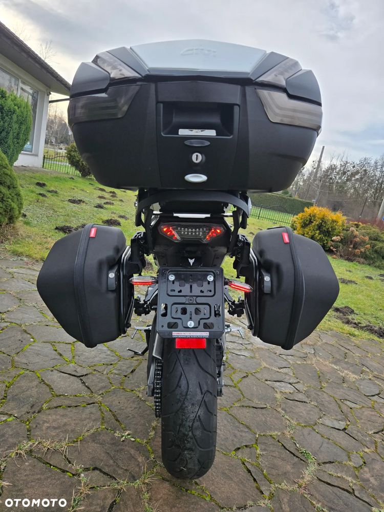 Yamaha MT - 7