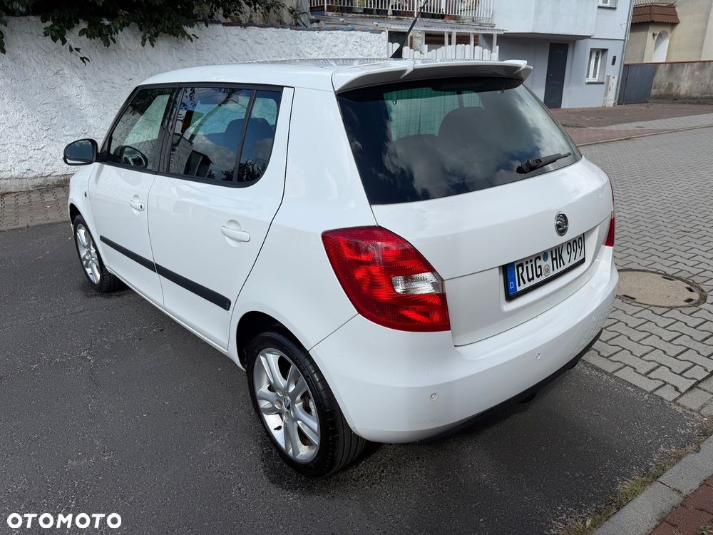 Skoda Fabia 1.6 16V Sportline - 4
