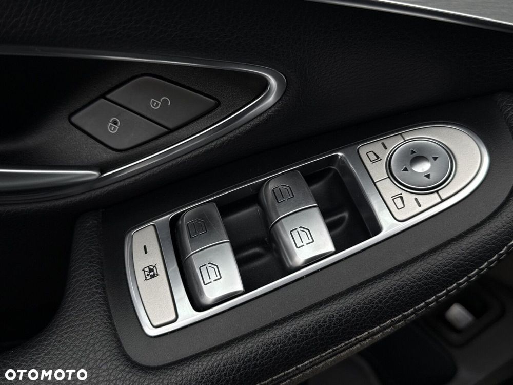 Mercedes-Benz Klasa C 200 7G-TRONIC - 24