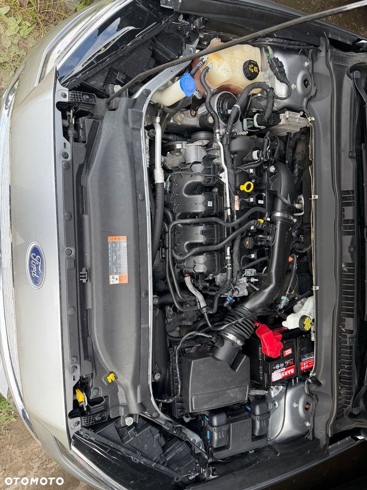 Ford Fusion 2.0 EcoBoost Titanium - 12