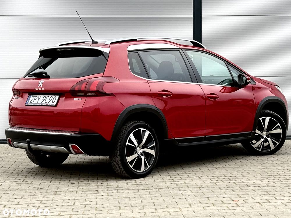 Peugeot 2008 1.6 BlueHDi Allure S&S - 16