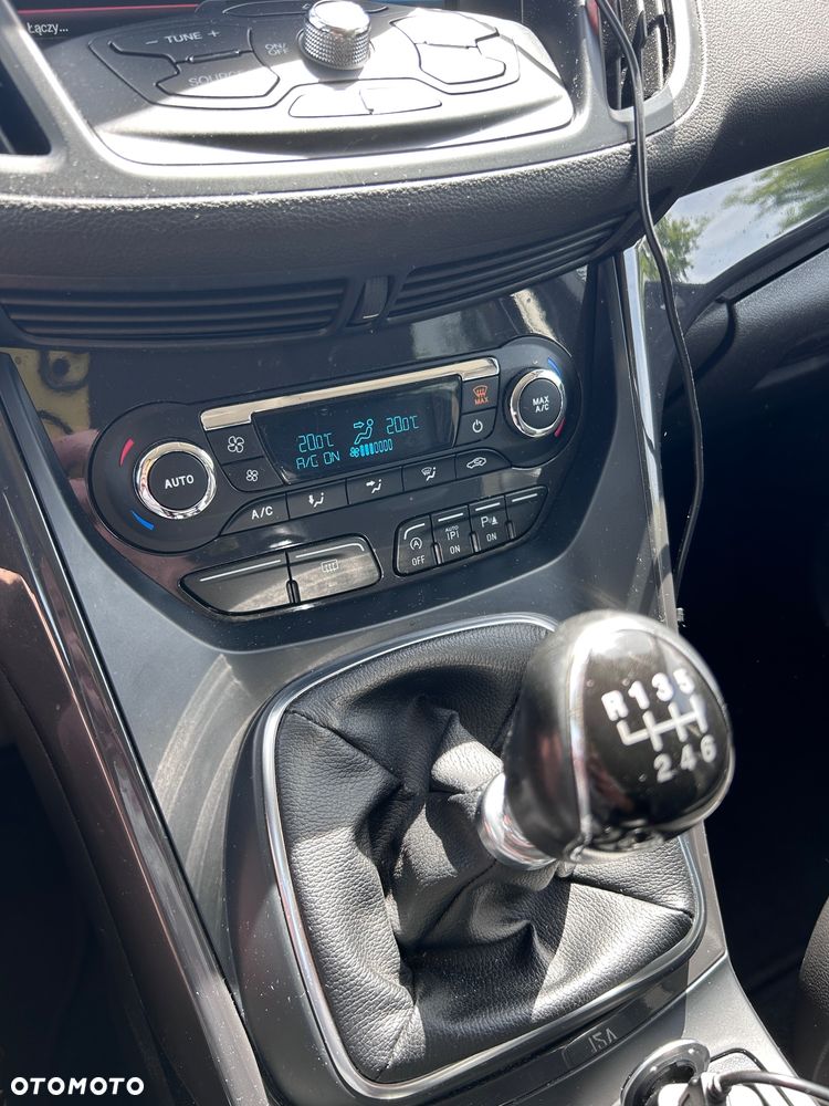 Ford Kuga 2.0 TDCi AWD Titanium - 13