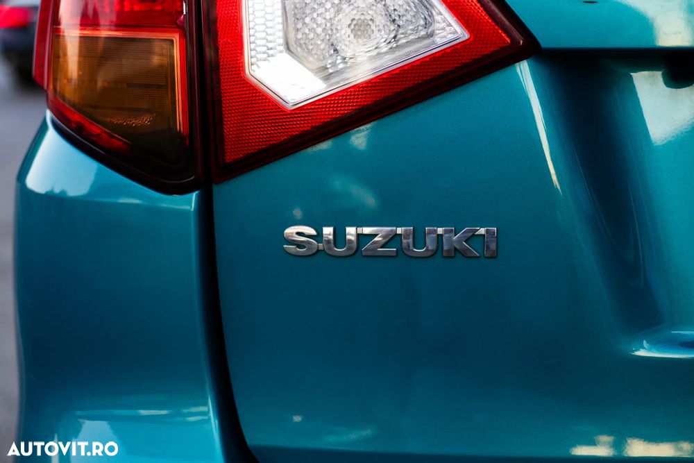 Suzuki Vitara 1.6 DDIS 4X4 Luxus Aut. - 8