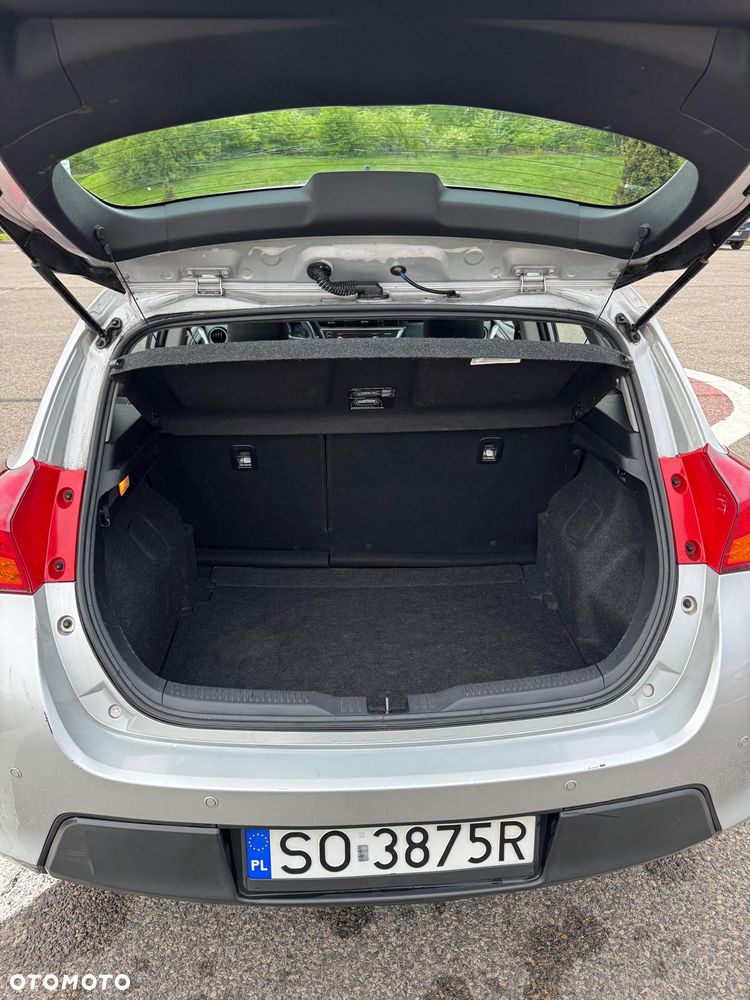 Toyota Auris 1.33 VVT-i Active - 9