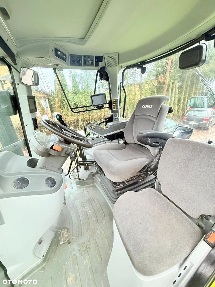 Claas Arion 620 - 13