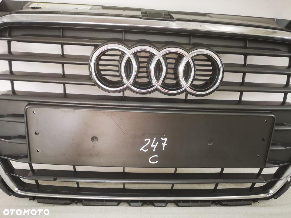 AUDI A1 LIFT 8XA 13- ATRAPA PRZEDNIA PRZÓD / GRILL NR: 8XA853651B  8XA853651C  NR AUKCJI NG247 - 6