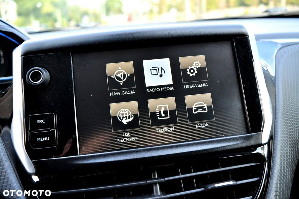 Peugeot 2008 1.2 Pure Tech GPF Allure S&S - 28