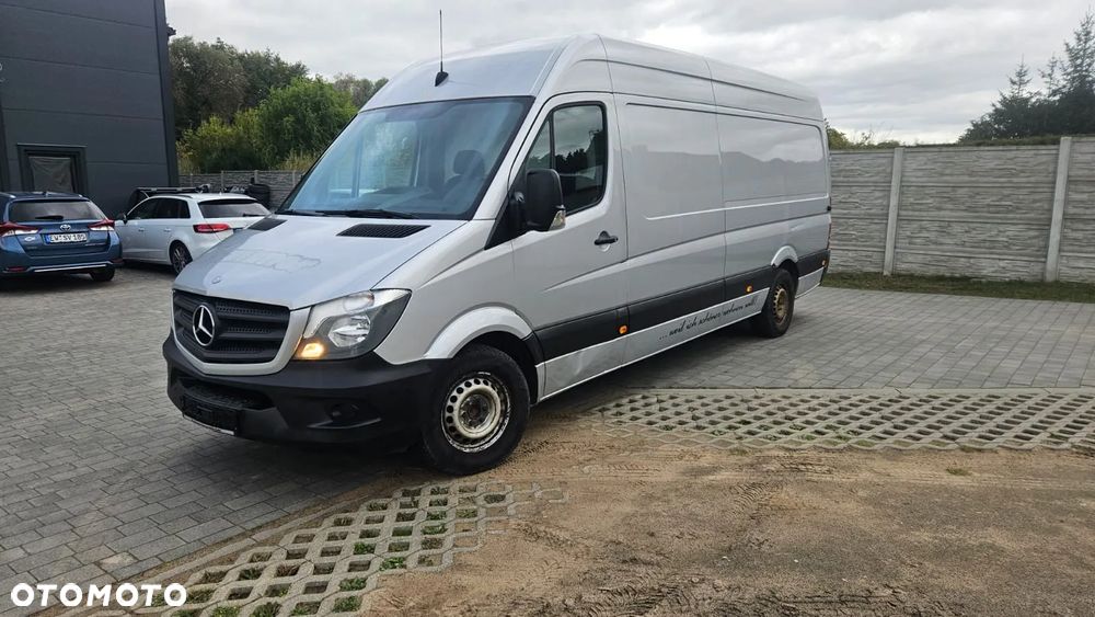 Mercedes-Benz Sprinter - 1
