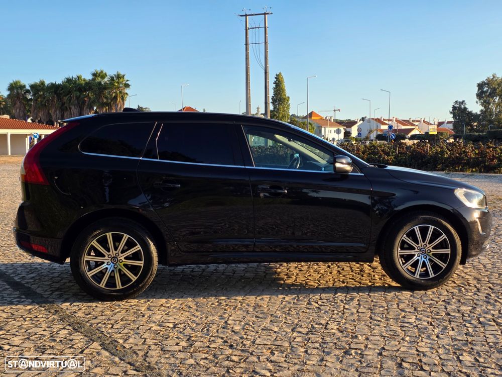 Volvo XC 60 2.0 D4 Momentum - 22