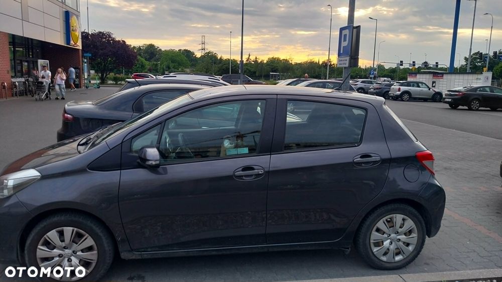 Toyota Yaris - 2