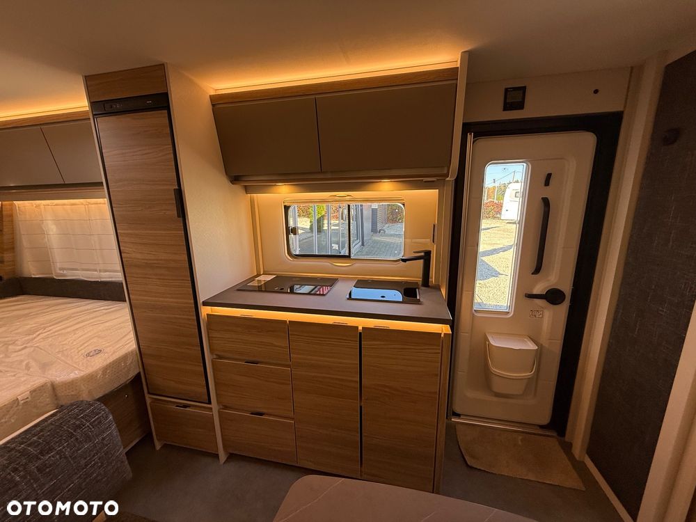 Dethleffs Nomad 490 EST - 16