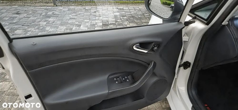 Seat Ibiza 1.2 TSI CONNECT - 10