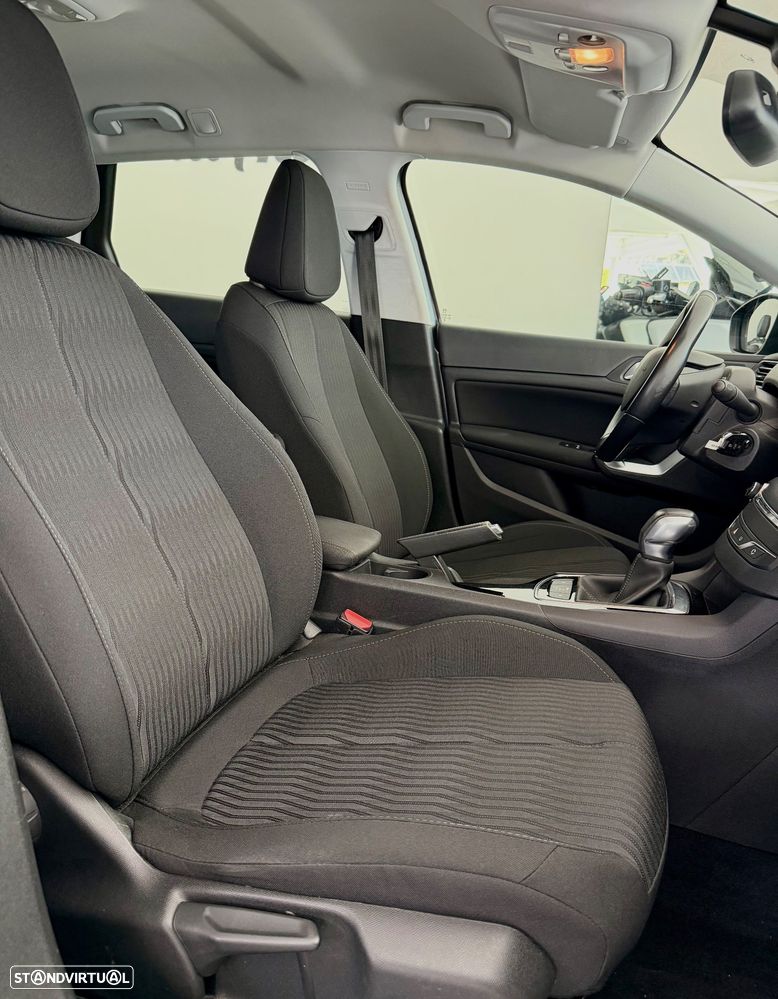 Peugeot 308 SW BlueHDi 120 EAT6 Stop & Start Allure - 11