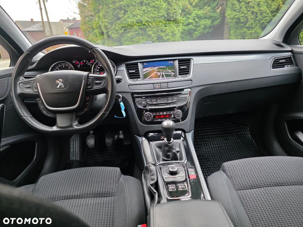 Peugeot 508 SW HDi FAP 165 Allure - 13