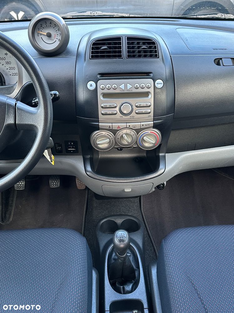 Daihatsu Sirion 1.3 - 17