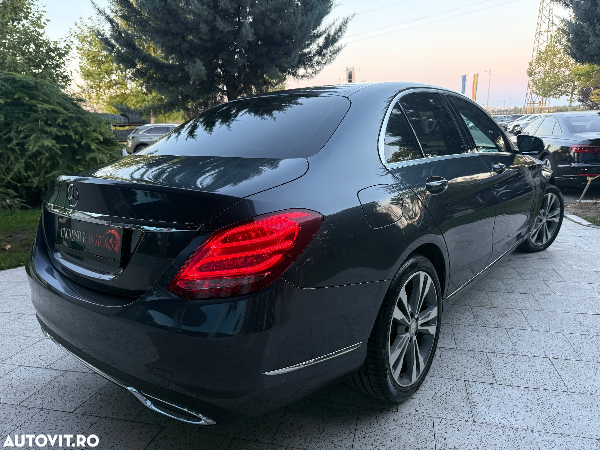 Mercedes-Benz C 220 T CDI DPF Automatik Avantgarde - 36