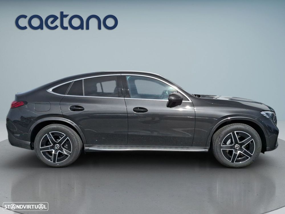Mercedes-Benz GLC 300 e Coupe 4Matic - 9