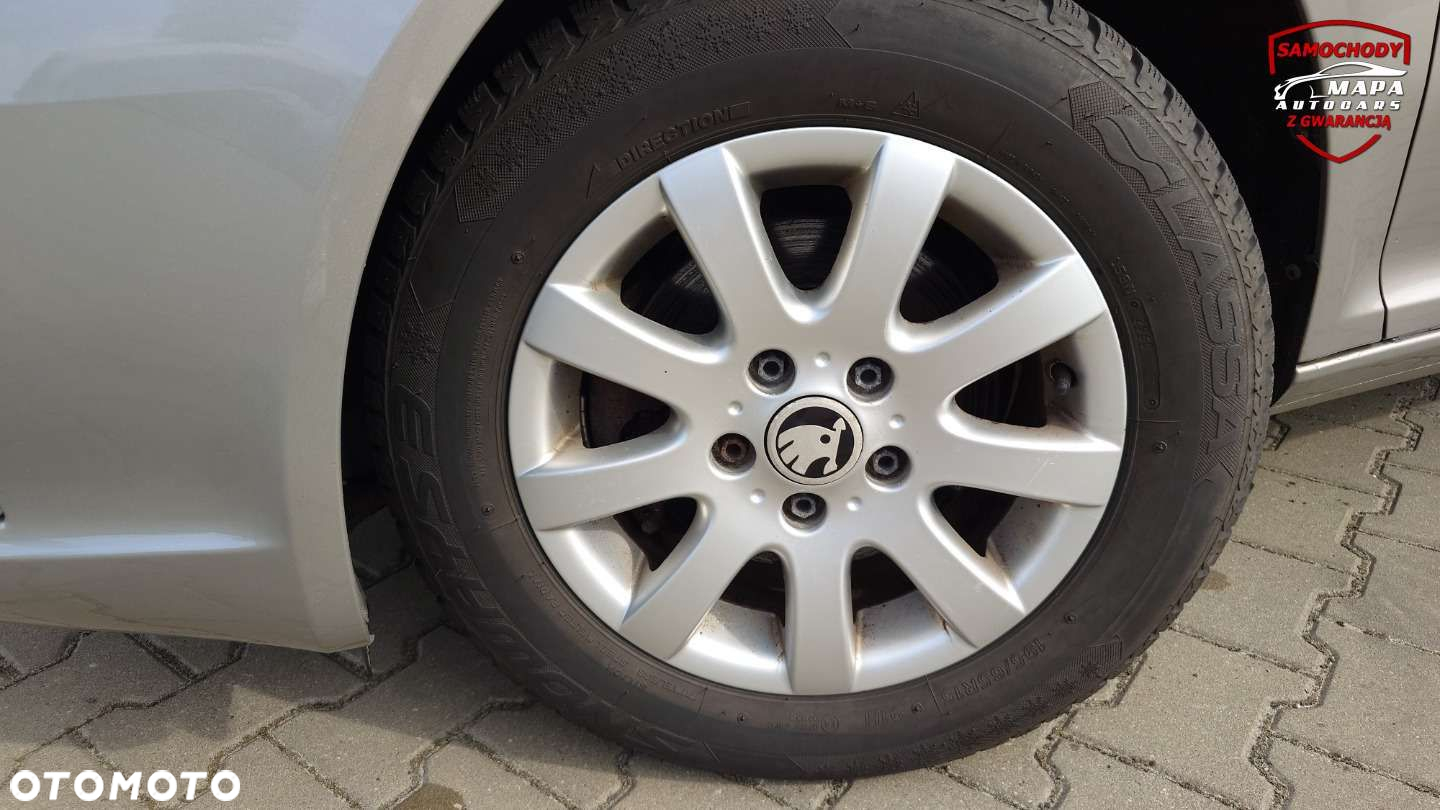 Skoda Octavia 1.4 TSI Ambiente DSG - 18