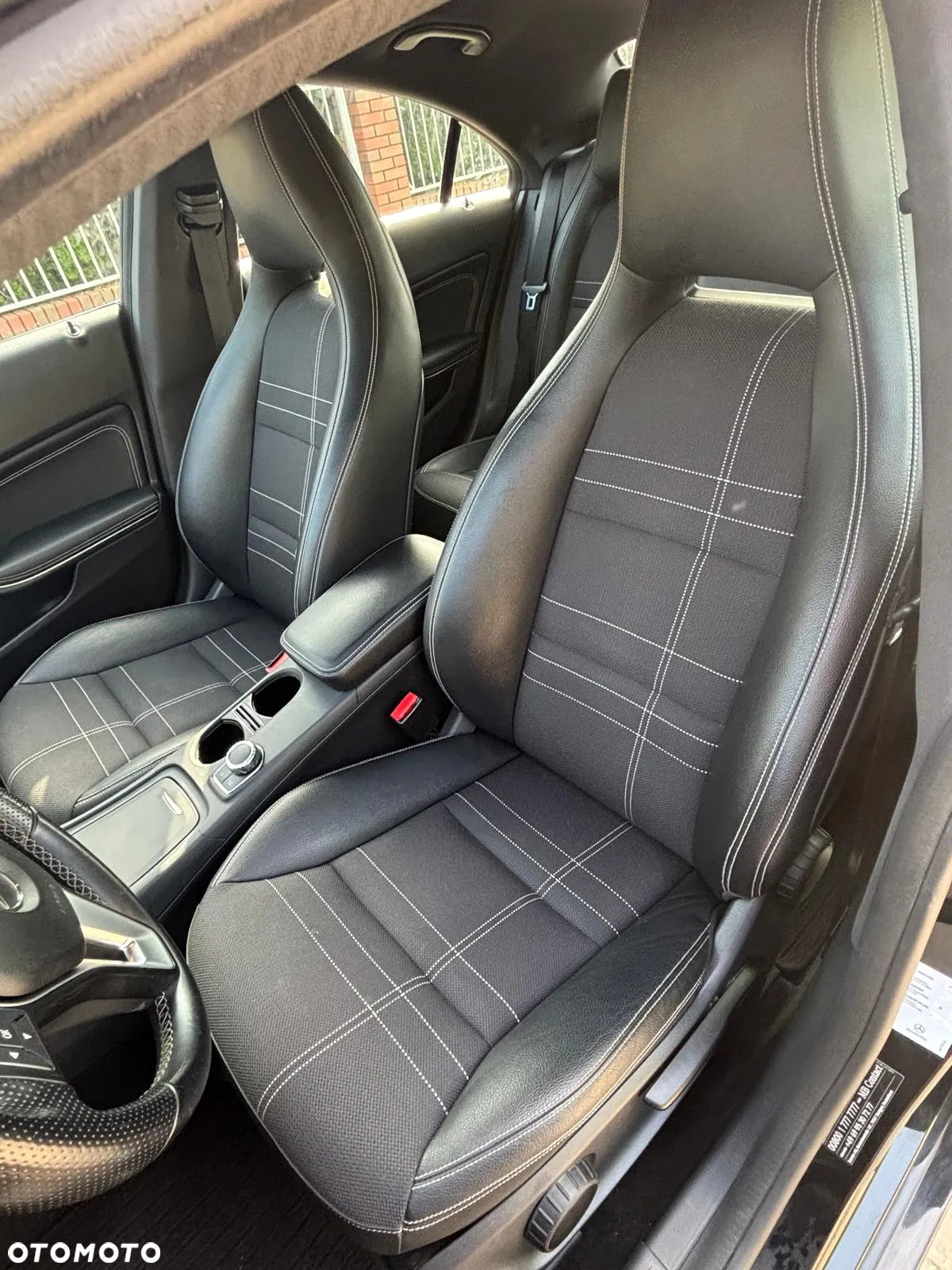 Mercedes-Benz CLA 200 7G-DCT - 19