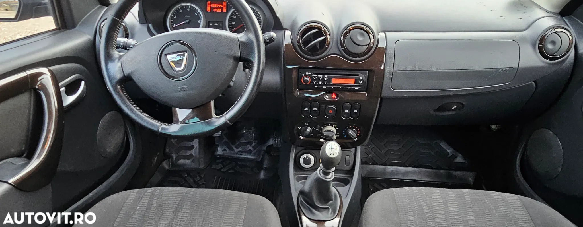 Dacia Duster 1.5 dCi 4x4 Laureate - 8