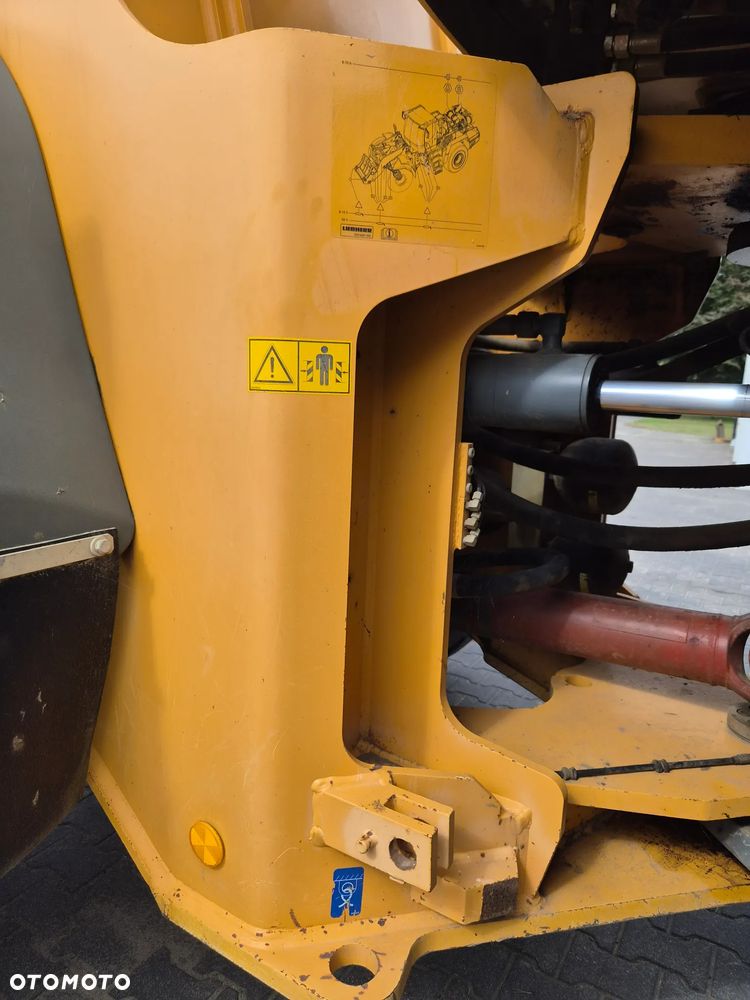 Liebherr L566 566 - 11