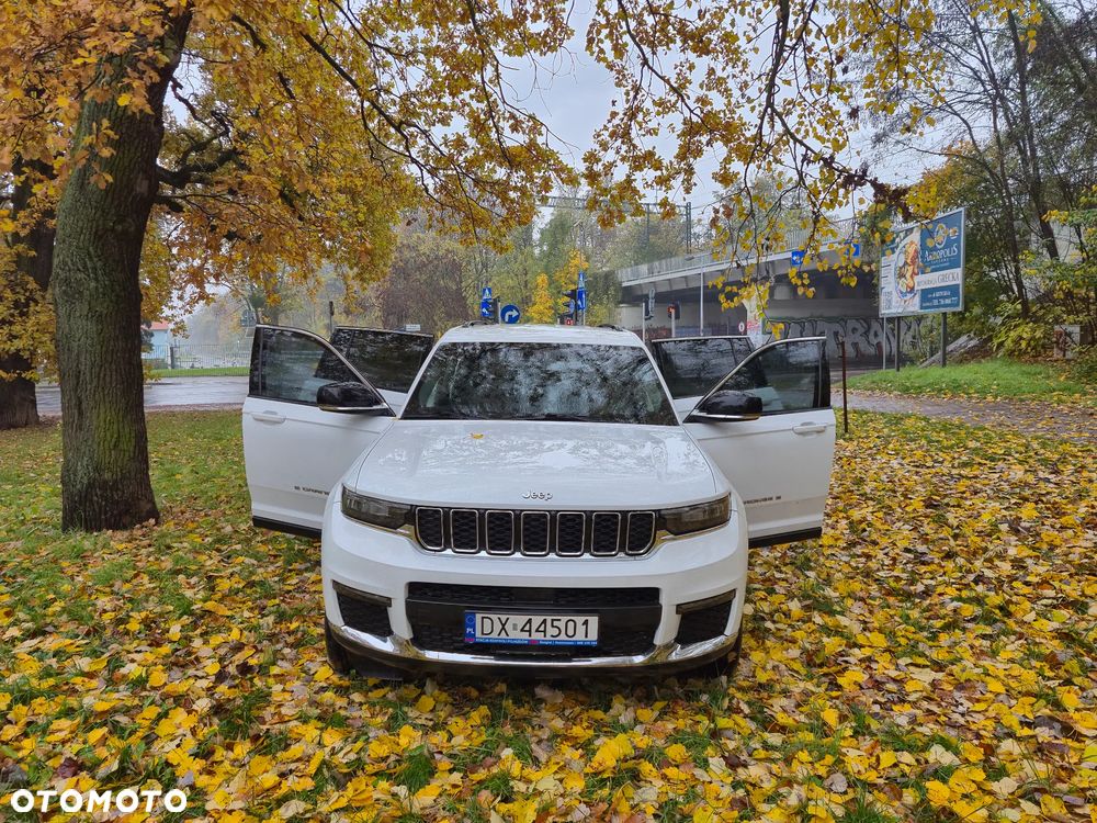 Jeep Grand Cherokee - 13