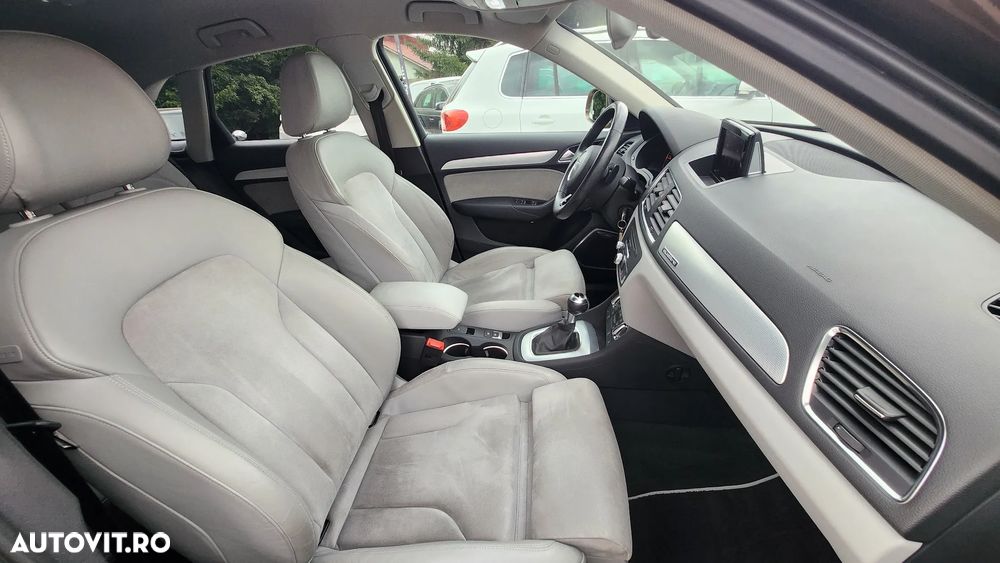 Audi Q3 2.0 TDI Quattro S-Tronic - 29