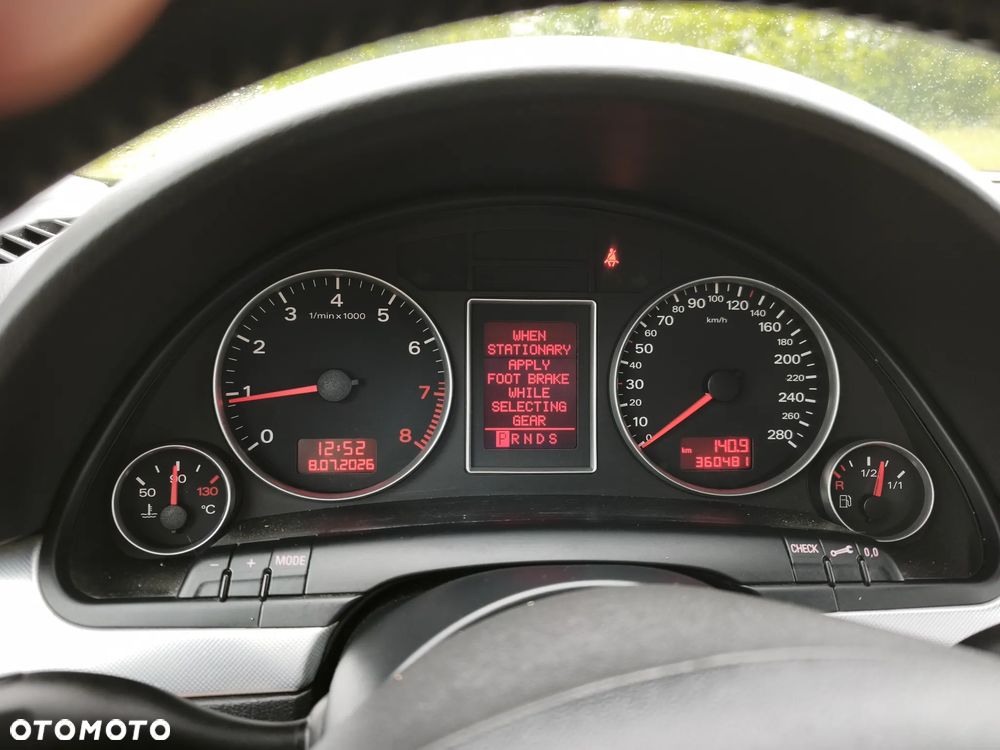 Audi A4 Avant 2.0T FSI Quattro Tip - 9