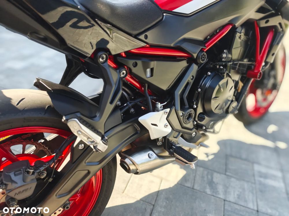 Kawasaki Z 650 - 15