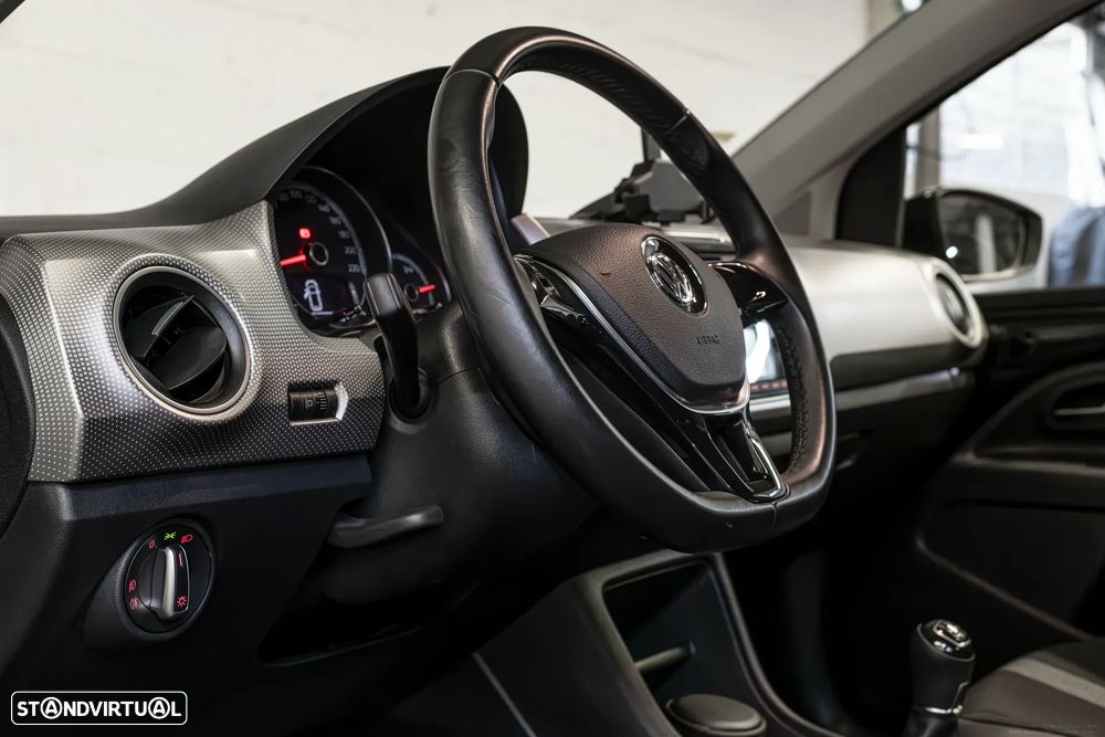 VW Up! 1.0 BlueMotion High - 12