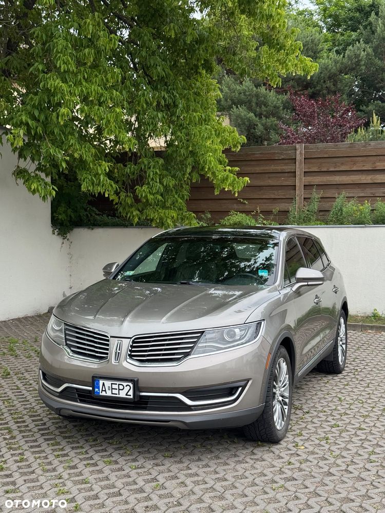 Lincoln MKX - 7
