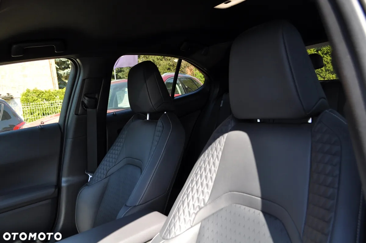Lexus UX 250h GPF F Impression 2WD - 17