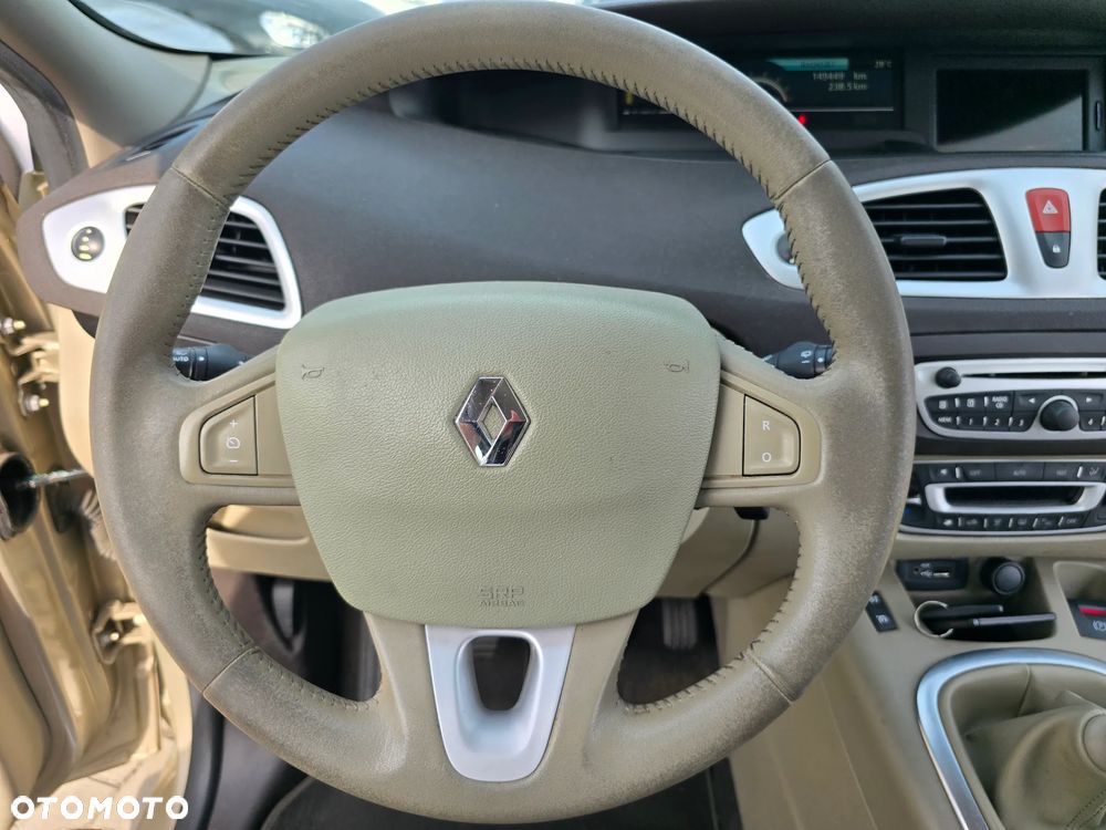 Renault Scenic - 27