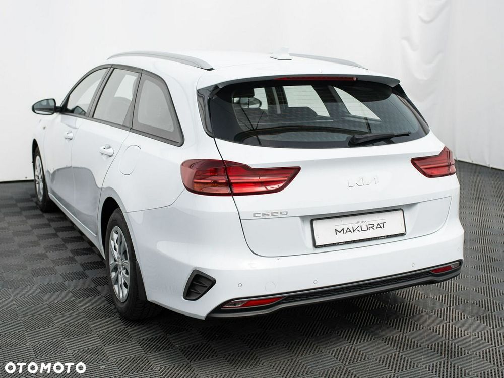 Kia Ceed - 5