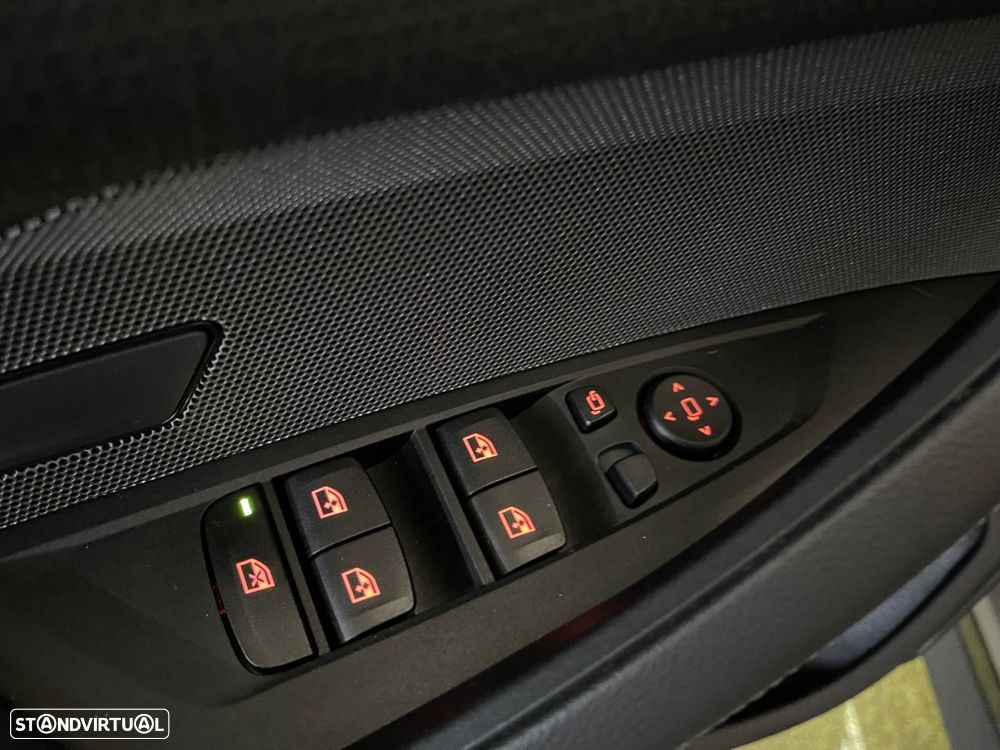 BMW i4 eDrive35 - 37