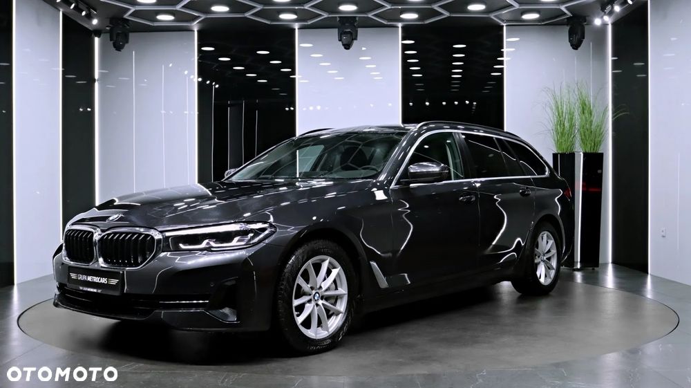 BMW Seria 5 530d Luxury Line - 2