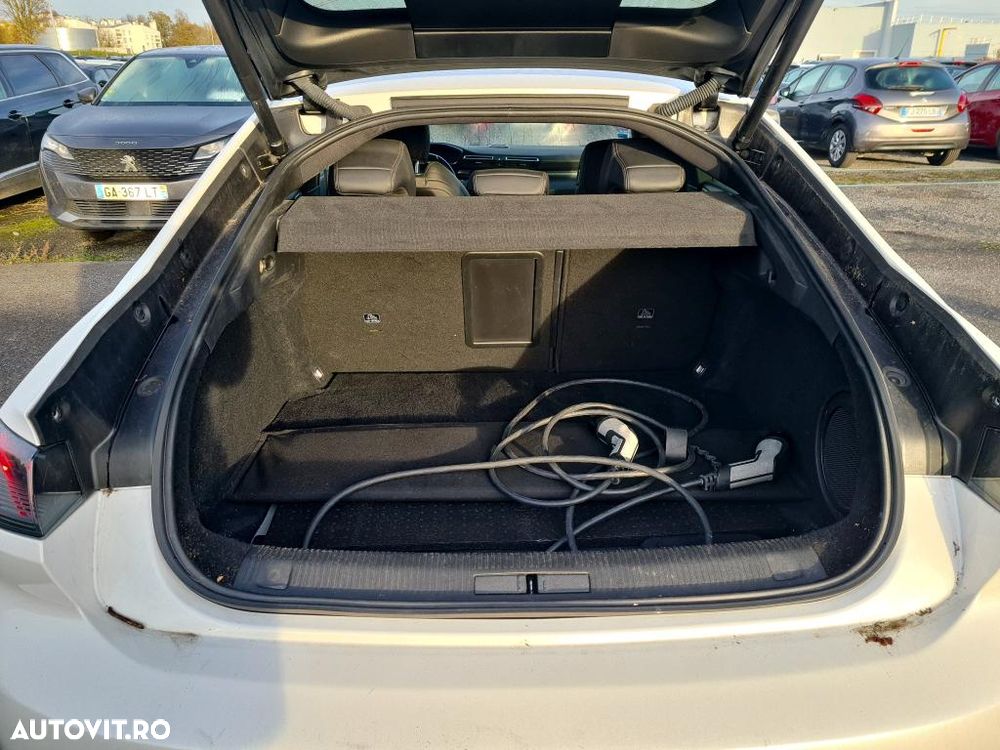 Peugeot 508 Plug-In Hybrid 225 e-EAT8 GT - 11
