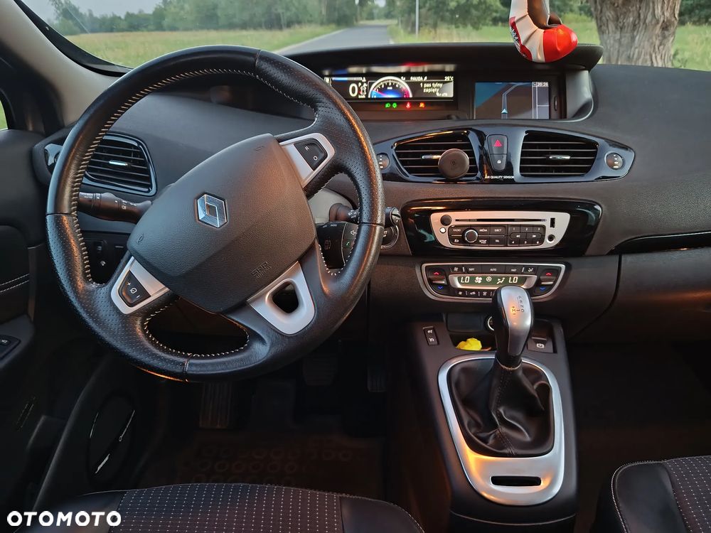 Renault Grand Scenic dCi 150 Automatik Bose Edition - 16