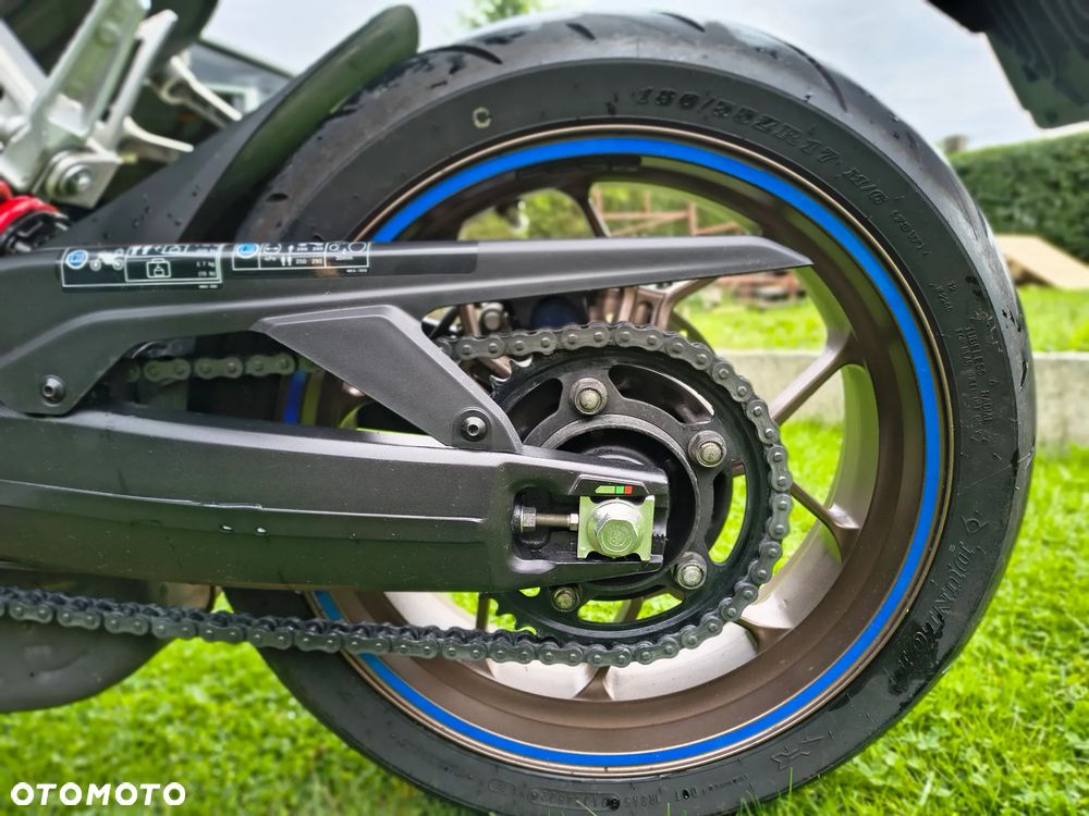 Honda CB - 4