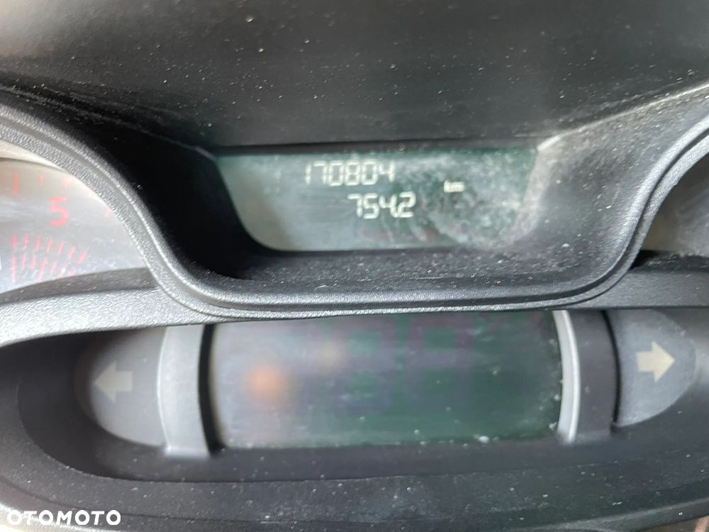 Renault Trafic - 11